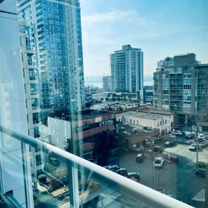 360º Rooftop Patio Views. Your-Home-Away-From-Home Норт-Ванкувер Екстер'єр фото